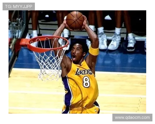 布克回忆科比：我有幸成为他愿意倾诉的少数人之一